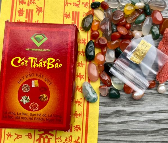 Hổ Phách trong cốt thất bảo